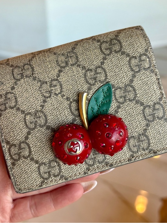 Gucci Handbags - Certified Gucci Beige GG Monogram Wallet Red Cherry Accent Supreme Bifold COA